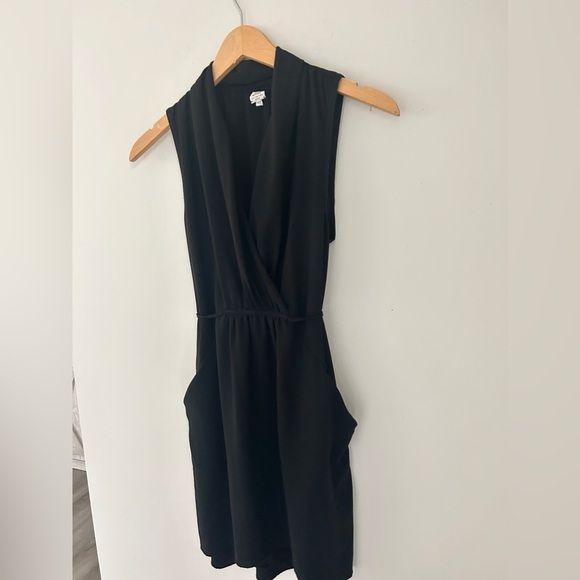 ARITZIA ~ Wilfred Sabine Dress ~ size XS - Picture 5 of 8